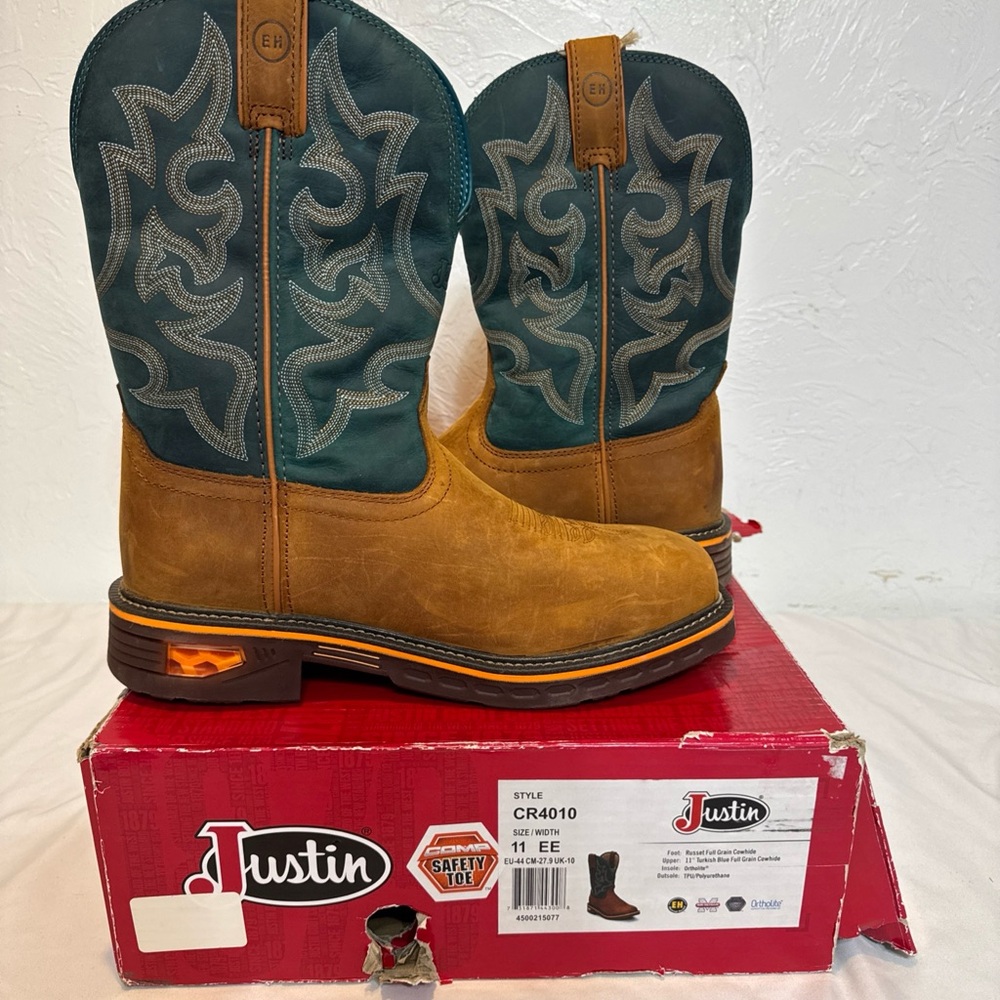 Justin Boots with Russet and Teal Style CR4010 SZ 11 EE width brand new